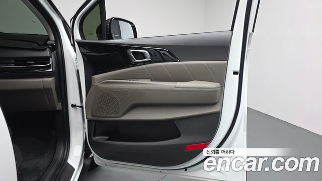 Kia Carnival (IV) Gasoline 7 Seater X Line 2026 — фото 31
