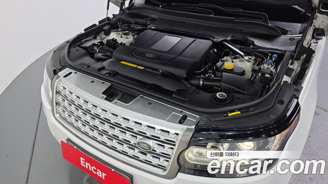 Land Rover Range Rover (IV) 4.4 SDV8 Vogue SE DIESEL 2015 — фото 6