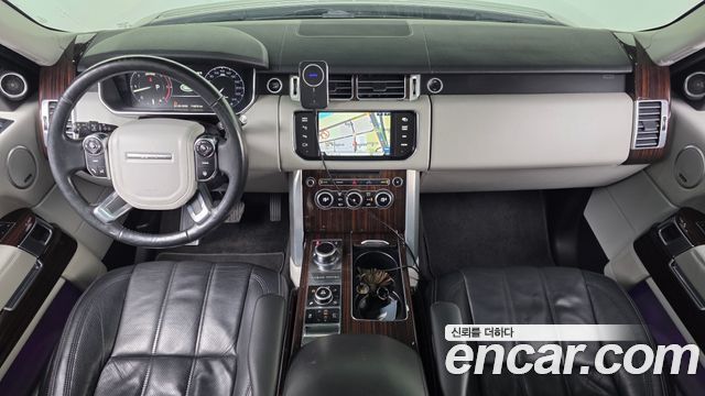 Land Rover Range Rover (IV) 4.4 SDV8 Vogue SE DIESEL 2015 — фото 7