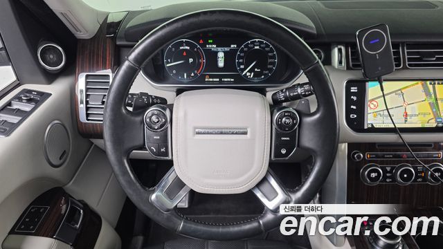 Land Rover Range Rover (IV) 4.4 SDV8 Vogue SE DIESEL 2015 — фото 13
