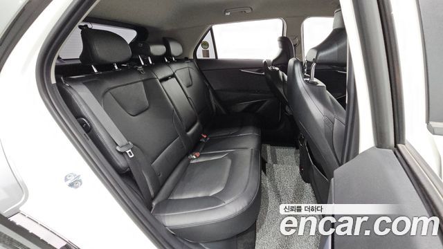 Kia Niro Signature 2022 — фото 11