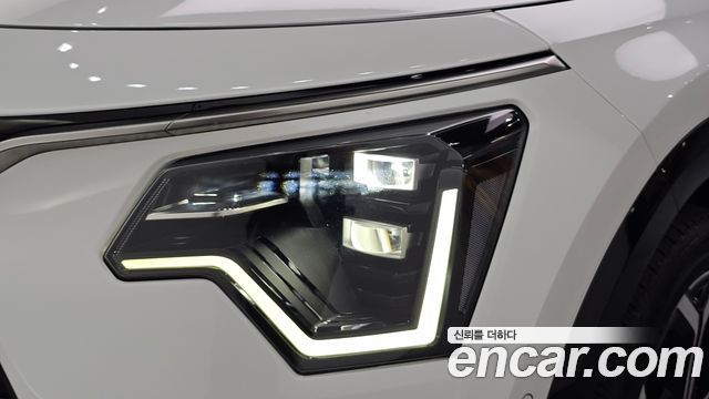 Kia Niro Signature 2022 — фото 22