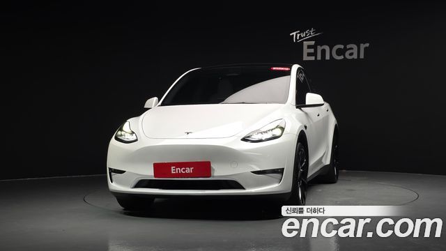 Tesla Model Y Long Range AWD 2024 — фото 3