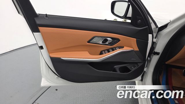 BMW 3 Series (G20) 320i M Sport 2024 — фото 24