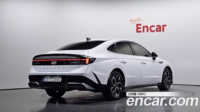 Hyundai Sonata The Edge (DN8) 1.6 Turbo Exclusive 2025 — фото 2