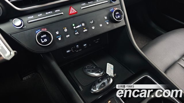 Hyundai Sonata The Edge (DN8) 1.6 Turbo Exclusive 2025 — фото 16