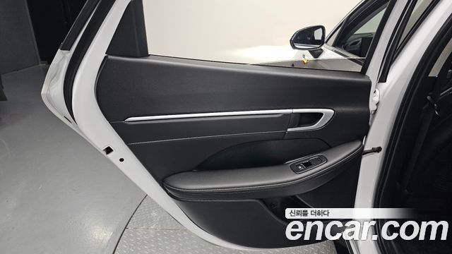 Hyundai Sonata The Edge (DN8) 1.6 Turbo Exclusive 2025 — фото 25