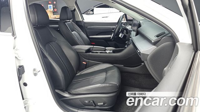 Hyundai Sonata The Edge (DN8) 1.6 Turbo Exclusive 2025 — фото 26