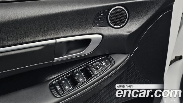 Hyundai Sonata The Edge (DN8) 1.6 Turbo Exclusive 2025 — фото 30