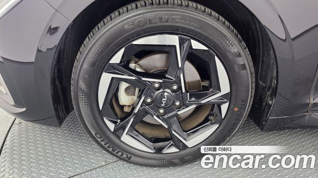 Kia K5 (III) 2.0 LPi Noblesse 2024 — фото 5