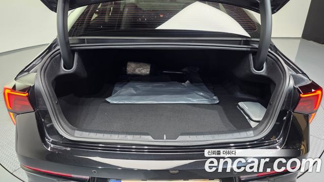 Kia K5 (III) 2.0 LPi Noblesse 2024 — фото 20
