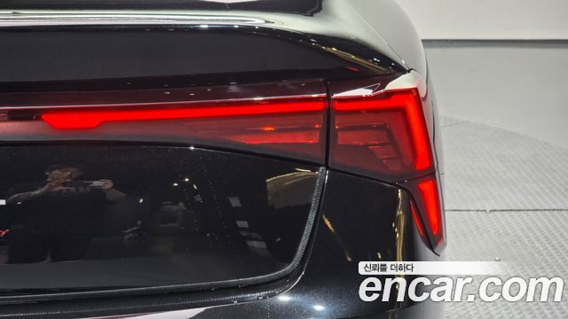 Kia K5 (III) 2.0 LPi Noblesse 2024 — фото 23