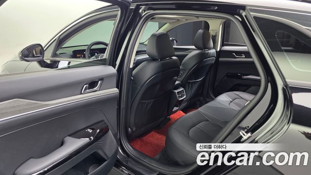 Kia K5 (III) 2.0 LPi Noblesse 2024 — фото 26