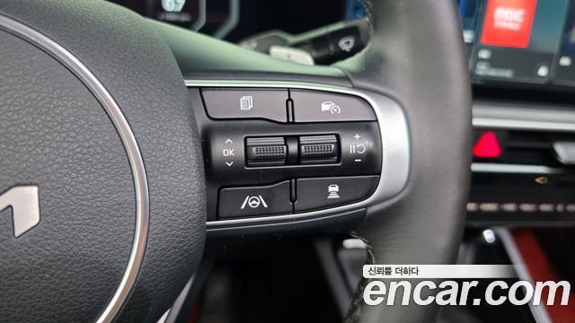 Kia K5 (III) 2.0 LPi Noblesse 2024 — фото 28