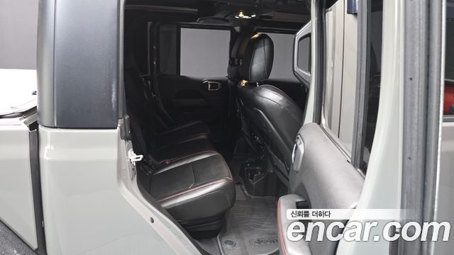 Jeep Gladiator (JT) 3.6 Rubicon 2023 — фото 12