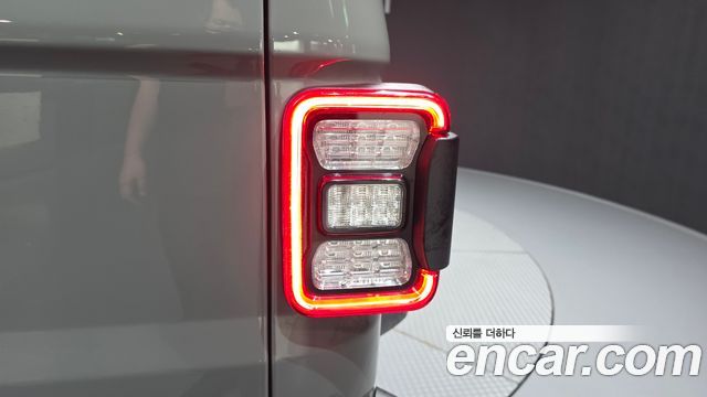 Jeep Gladiator (JT) 3.6 Rubicon 2023 — фото 23