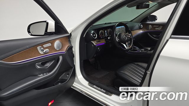 Mercedes-Benz E-Class (W213) E300 4MATIC Exclusive 2019 — фото 10