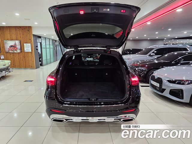 Mercedes-Benz GLC-Class (X254) GLC300 4MATIC AMG Line 2024 — фото 22