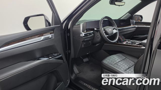 Cadillac Escalade (V) 6.2 ESV ESV Sports Platinum 2025 — фото 10