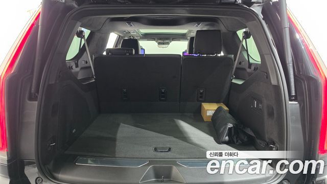 Cadillac Escalade (V) 6.2 ESV ESV Sports Platinum 2025 — фото 20