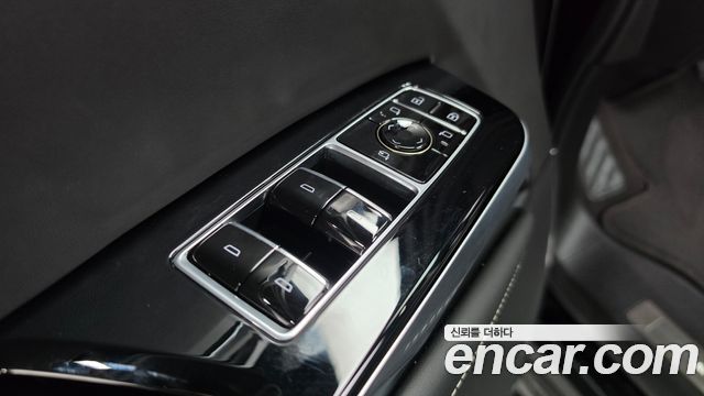 Cadillac Escalade (V) 6.2 ESV ESV Sports Platinum 2025 — фото 27