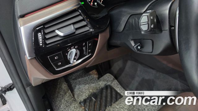 BMW 6 Series GT (G32) 640i xDrive Luxury 2018 — фото 19