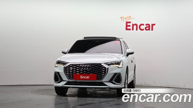Audi Q3 (F3) 35 TDI Quattro Premium Sportback 2023 — фото 3
