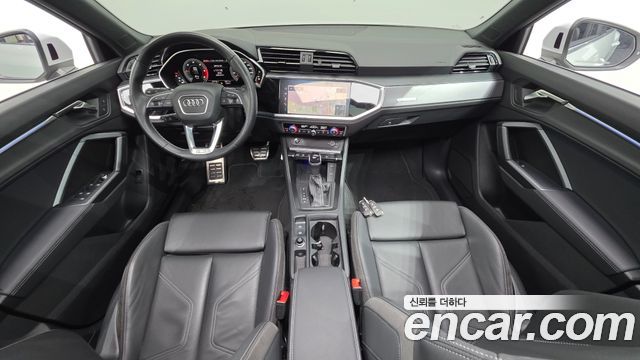 Audi Q3 (F3) 35 TDI Quattro Premium Sportback 2023 — фото 7