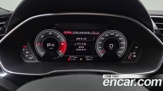 Audi Q3 (F3) 35 TDI Quattro Premium Sportback 2023 — фото 8