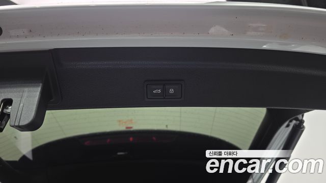 Audi Q3 (F3) 35 TDI Quattro Premium Sportback 2023 — фото 18