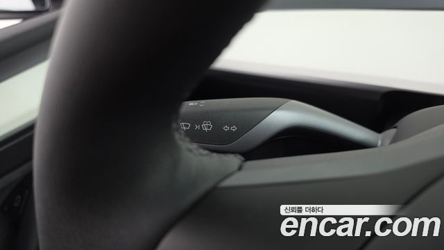 Tesla Model Y RWD 2024 — фото 19