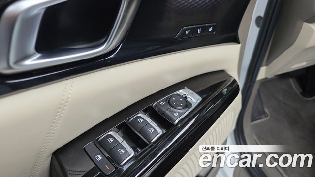 Kia Carnival (IV) Diesel 7-Seater Hi-Limousine Signature 2022 — фото 12