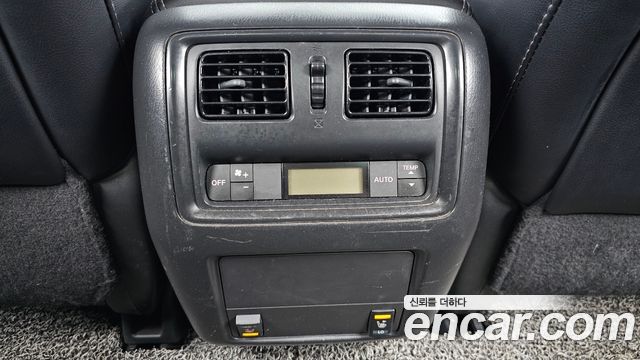 Nissan Pathfinder (IV) 3.5 4WD 2017 — фото 18