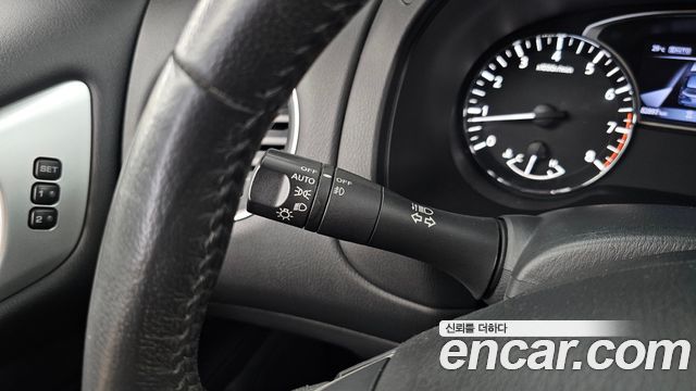 Nissan Pathfinder (IV) 3.5 4WD 2017 — фото 33