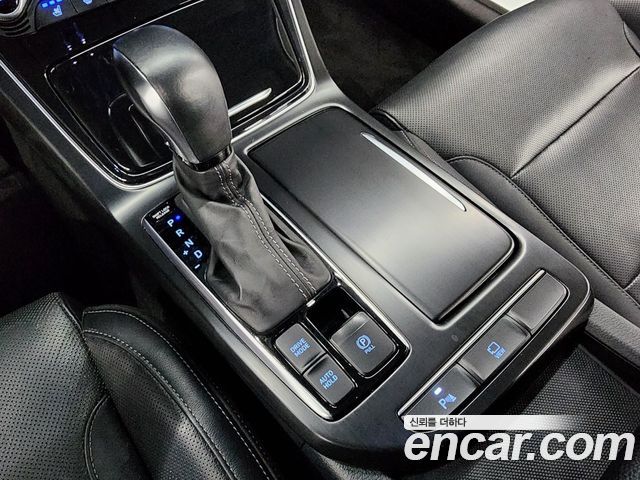Hyundai Grandeur (IG) 2.4 Premium 2019 — фото 6
