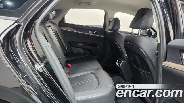Kia K5 (III) 2.0 Noblesse 2022 — фото 15