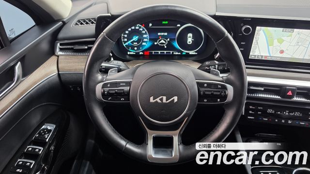 Kia K5 (III) 2.0 Noblesse 2022 — фото 17