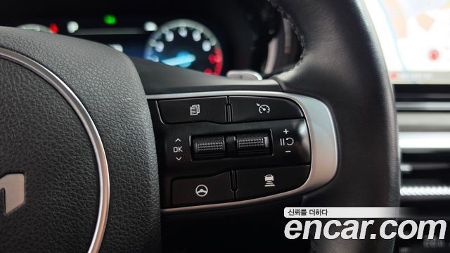 Kia K5 (III) 2.0 Noblesse 2022 — фото 21
