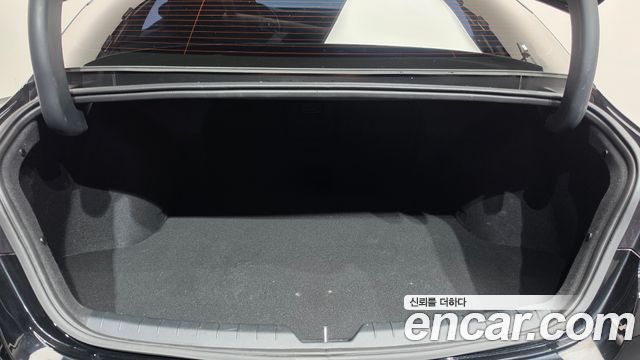 Kia K5 (III) 2.0 Noblesse 2022 — фото 22