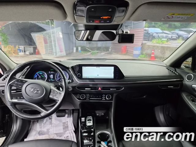 Hyundai Sonata Hybrid (DN8) Premium Plus 2023 — фото 19
