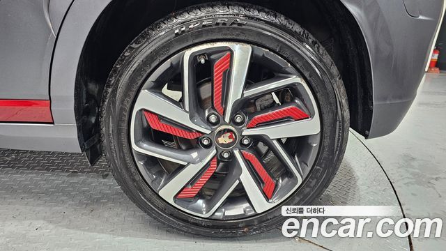 Hyundai Kona 1.6 Turbo 4WD Iron Man Edition 2019 — фото 5