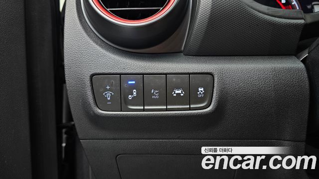 Hyundai Kona 1.6 Turbo 4WD Iron Man Edition 2019 — фото 17