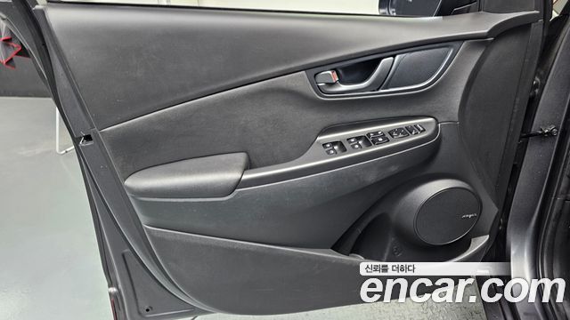 Hyundai Kona 1.6 Turbo 4WD Iron Man Edition 2019 — фото 24