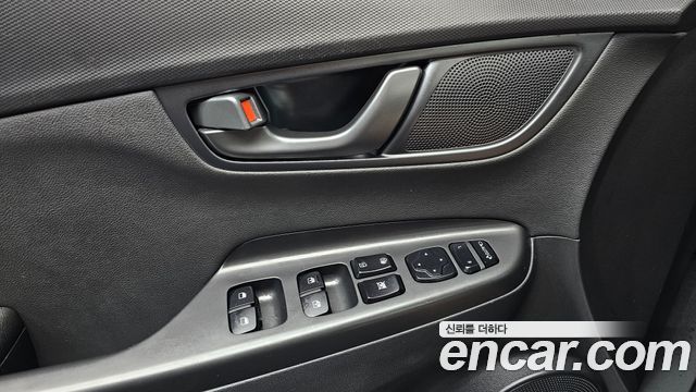 Hyundai Kona 1.6 Turbo 4WD Iron Man Edition 2019 — фото 27