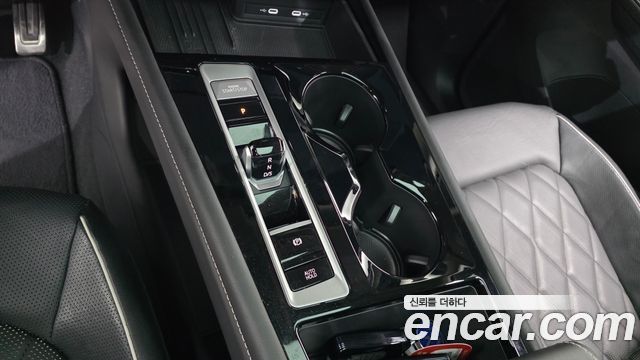 Volkswagen Atlas 2.0 TSI R-LINE 7-Seater 2025 — фото 9