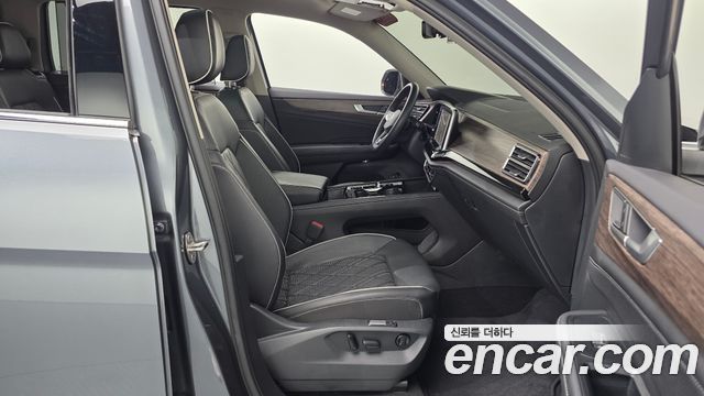 Volkswagen Atlas 2.0 TSI R-LINE 7-Seater 2025 — фото 11