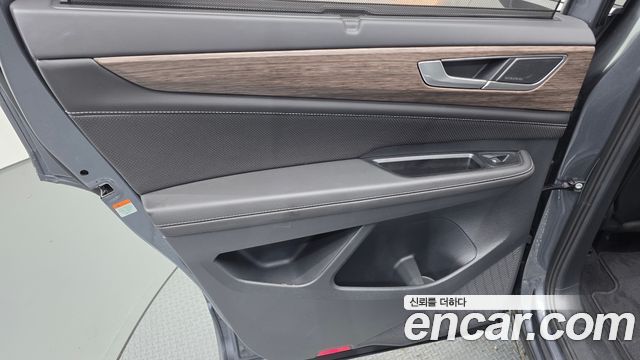 Volkswagen Atlas 2.0 TSI R-LINE 7-Seater 2025 — фото 25