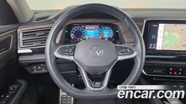 Volkswagen Atlas 2.0 TSI R-LINE 7-Seater 2025 — фото 31