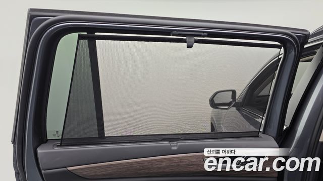 Volkswagen Atlas 2.0 TSI R-LINE 7-Seater 2025 — фото 35