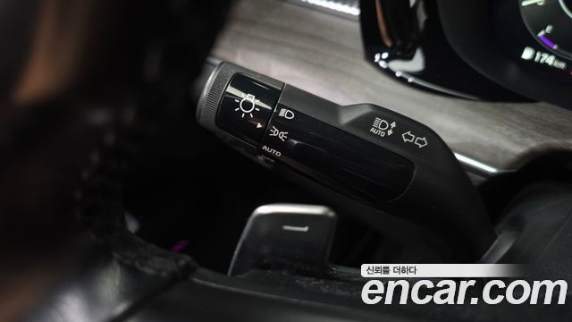 Kia K5 (III) 1.6 Turbo Signature 2020 — фото 33